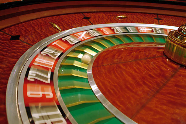 Wild Bandito slot game interface showing expanding wild symbols and cascade mechanics